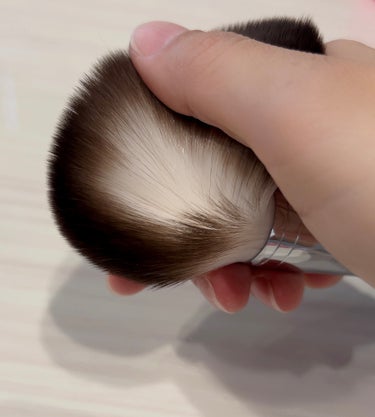 fillimilli Sシルキーパウダーブラシ (M)882のクチコミ「fillimilli


S SILKY POWDER BRUSH M 882



超特大サ.....」（3枚目）