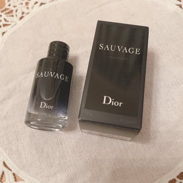 Dior ソヴァージュ オードゥ トワレのクチコミ「Dior
ソヴァージュ オードゥ トワレ

サンプル貰ったので旦那にあげたら喜んで使ってます。.....」（1枚目）