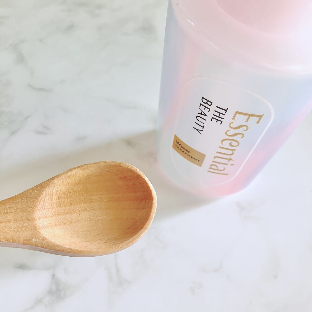 エッセンシャル プレミアム ウォータートリートメント EXスムース/エッセンシャル/アウトバストリートメントを使ったクチコミ(3枚目)