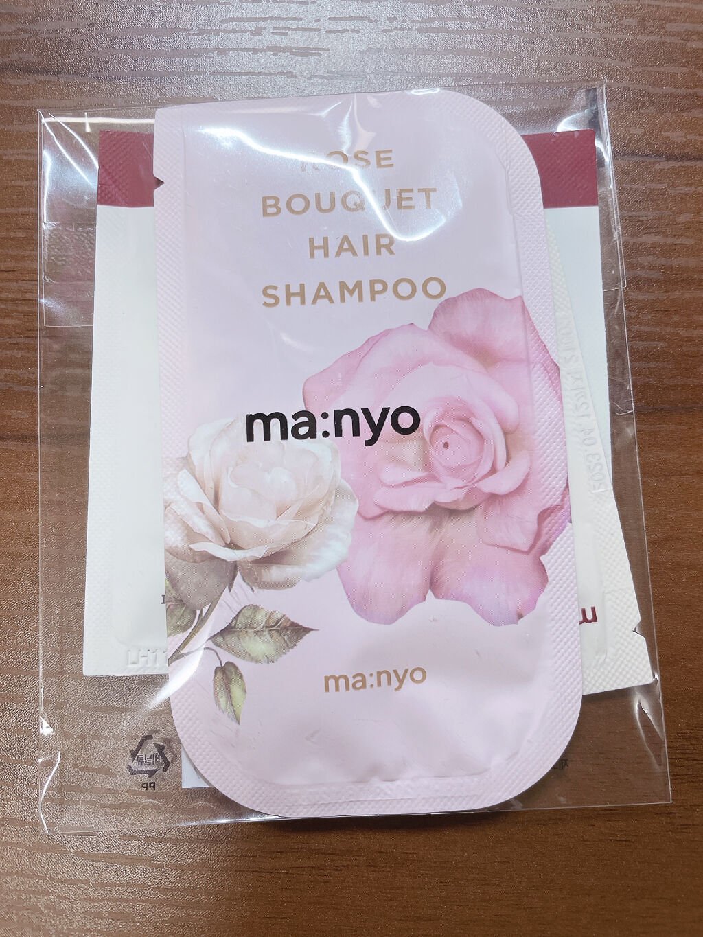 ヘアエッセンスディライトフルオイル 70ml / Hair Essence Delightful Oil 70ml/moremo/ヘアオイルを使ったクチコミ（3枚目）