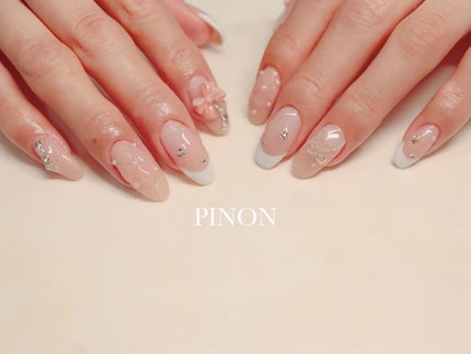 #リボンネイル,#キルティングネイル,#パールネイル,#フレンチネイル,#キラキラネイル,#ストーンネイルのネイルデザイン