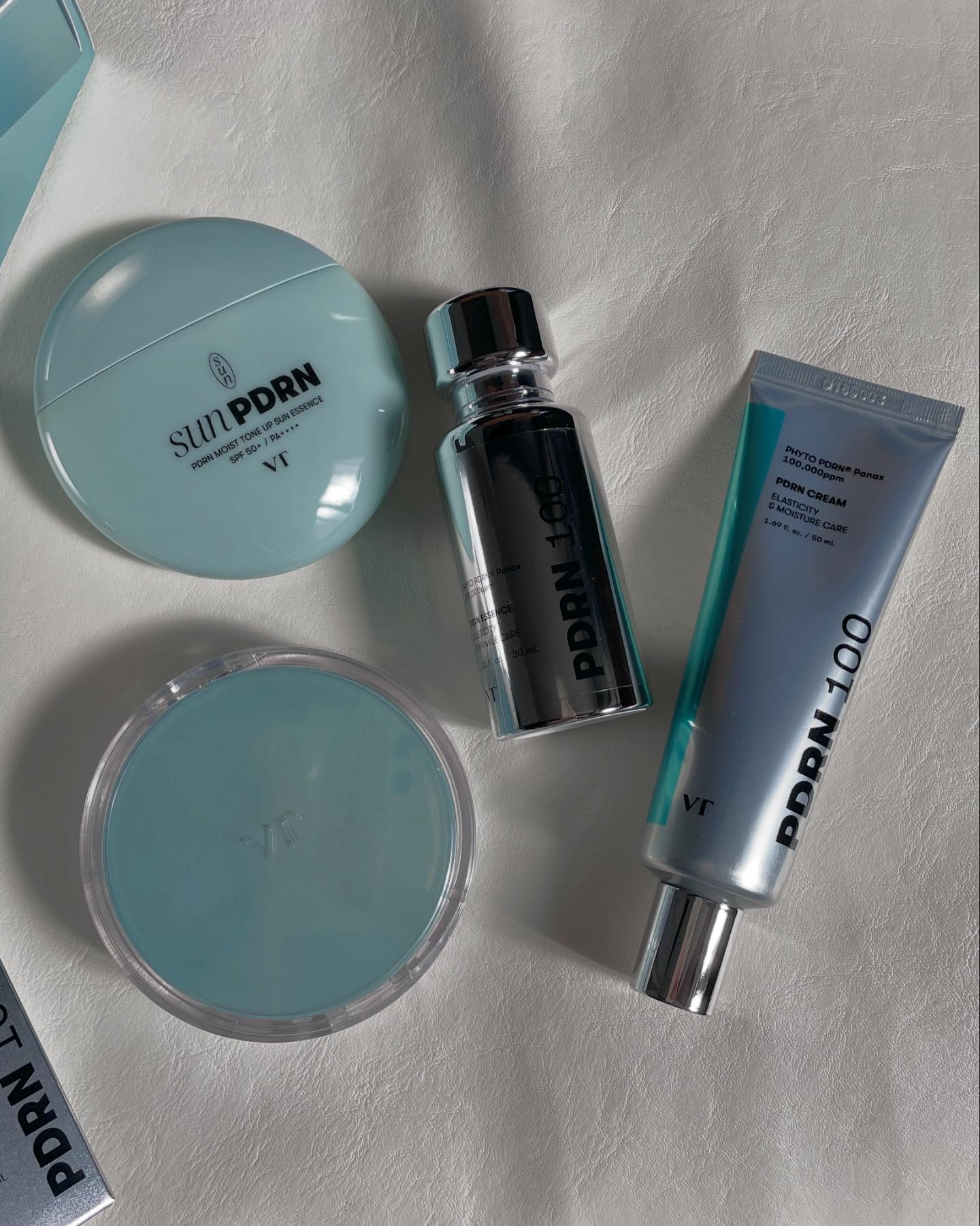 PDRN エッセンスグロウサンパクト/VT/日焼け止めクリームを使ったクチコミ（1枚目）