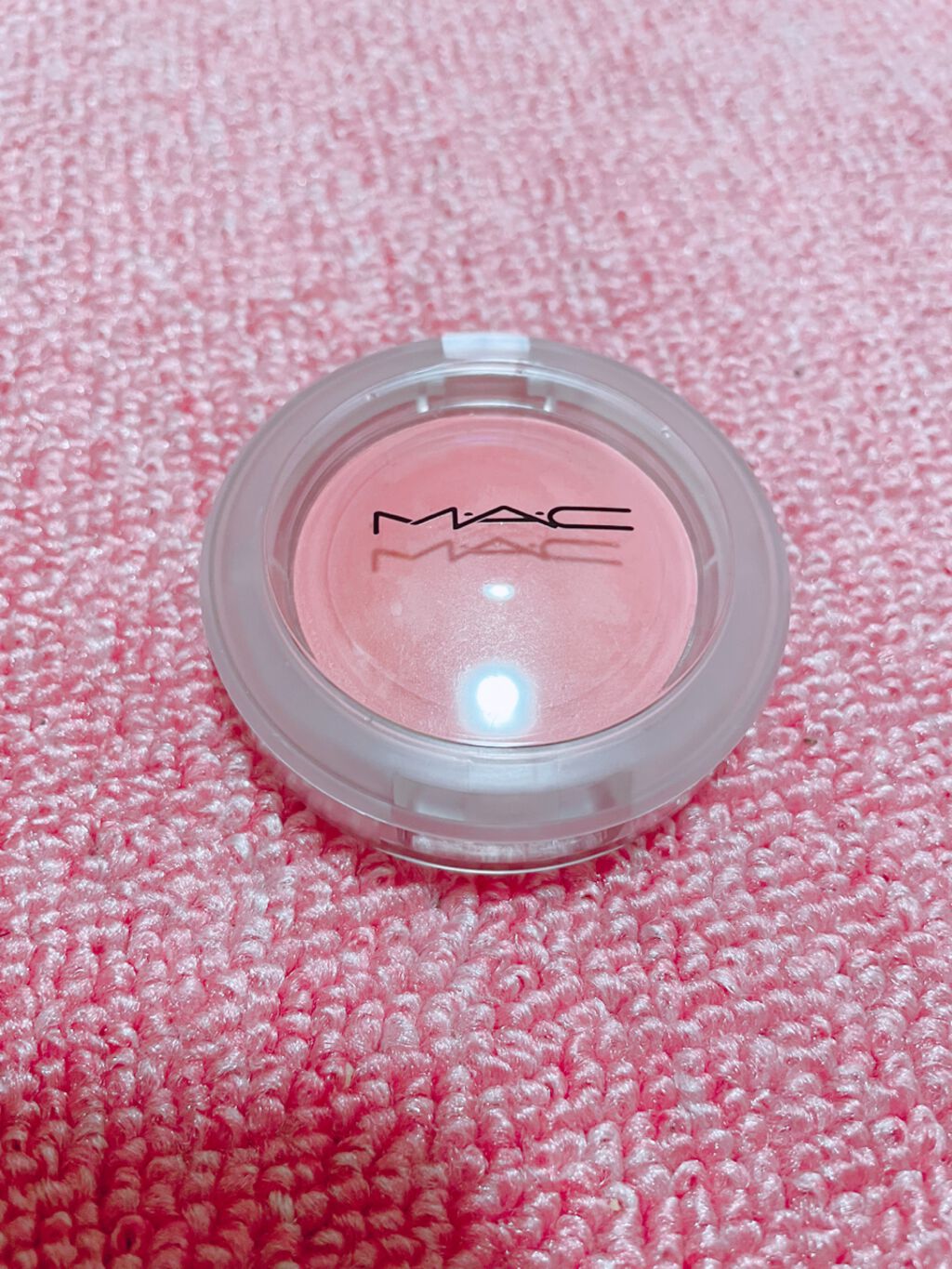 グロー プレイ ブラッシュ チーキー デビル/M・A・C/ジェル・クリームチークを使ったクチコミ（2枚目）