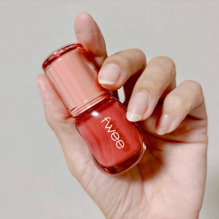 フィー 3Dボリューミンググロス/fwee/リップグロスを使ったクチコミ(4枚目)