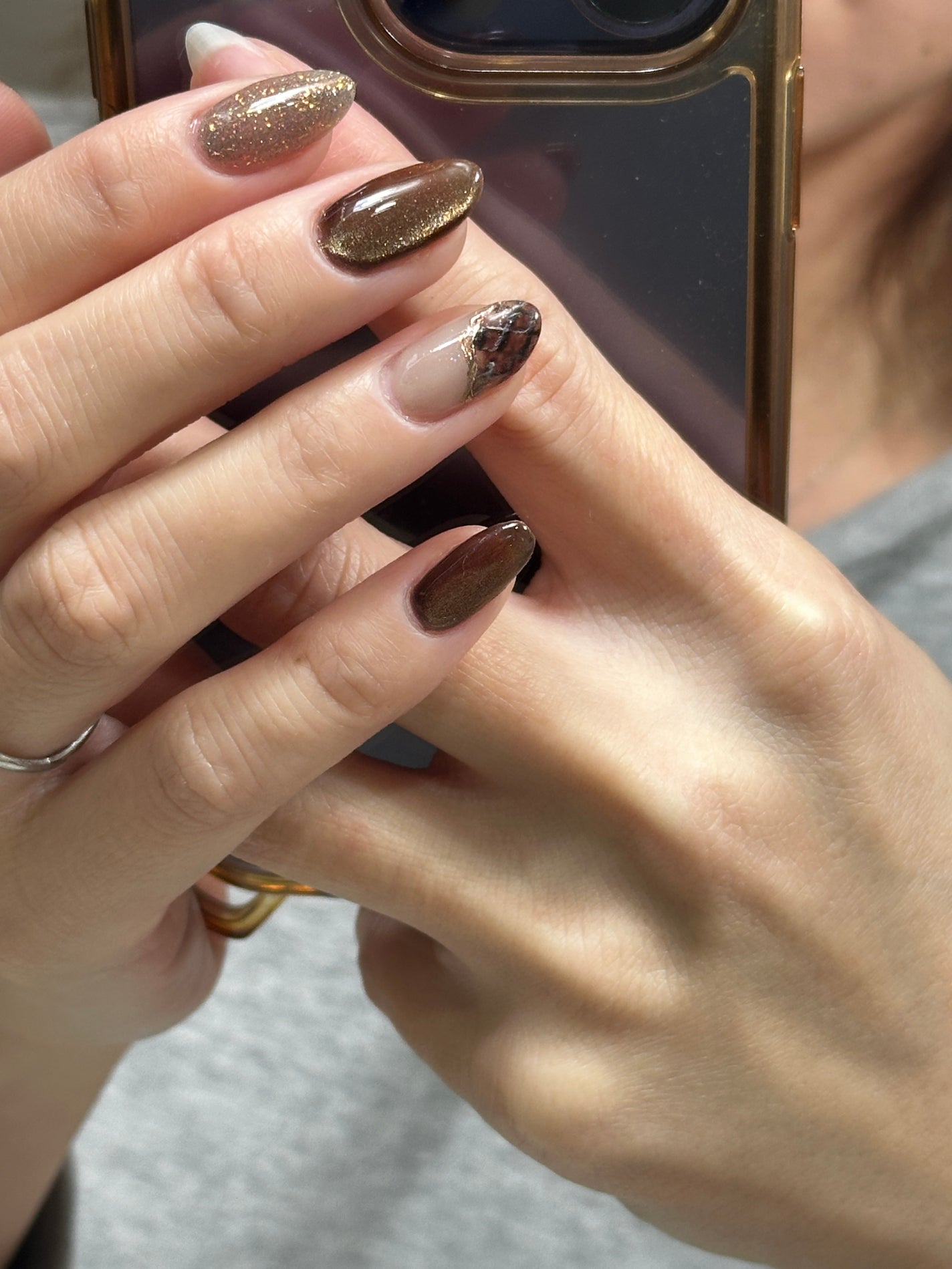 🐒ズボラママみっちゃんの高見えネイル💅 on LIPS 「←他にもたくさん投稿してます2024年もたくさんお世話になりま..」(1枚目)