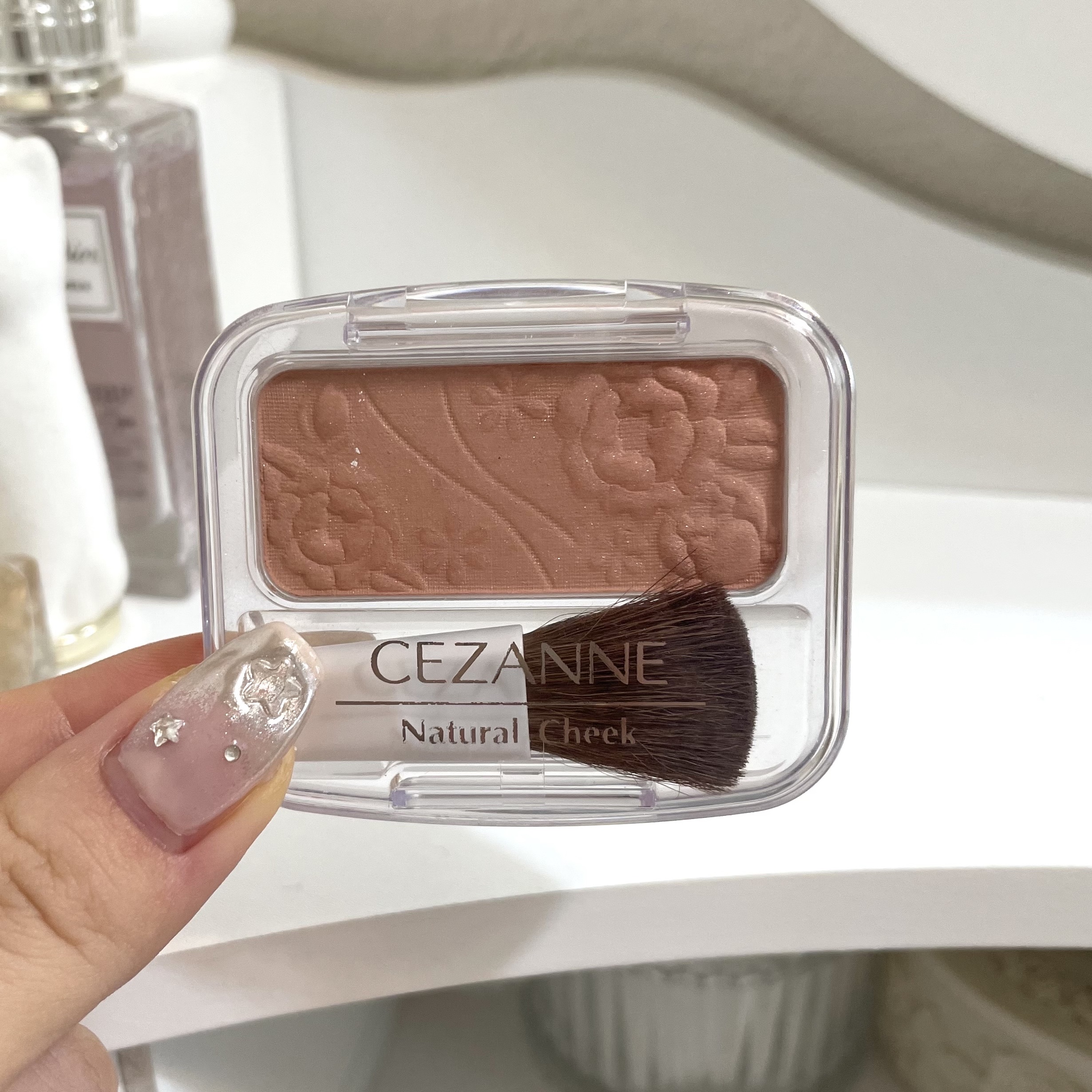 ナチュラル チークN 102 ソフトコーラル/CEZANNE/パウダーチークを使ったクチコミ（1枚目）