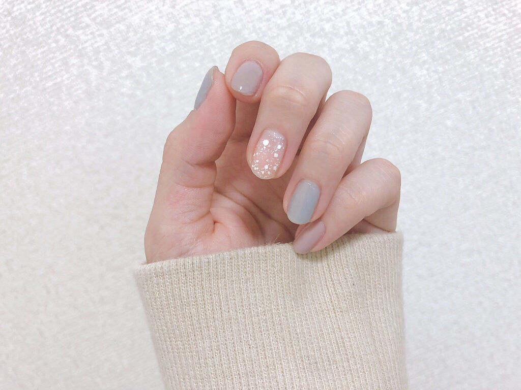 カラフルネイルズ 81 ゴールドフラッシュ/キャンメイク/マニキュアを使ったクチコミ（2枚目）