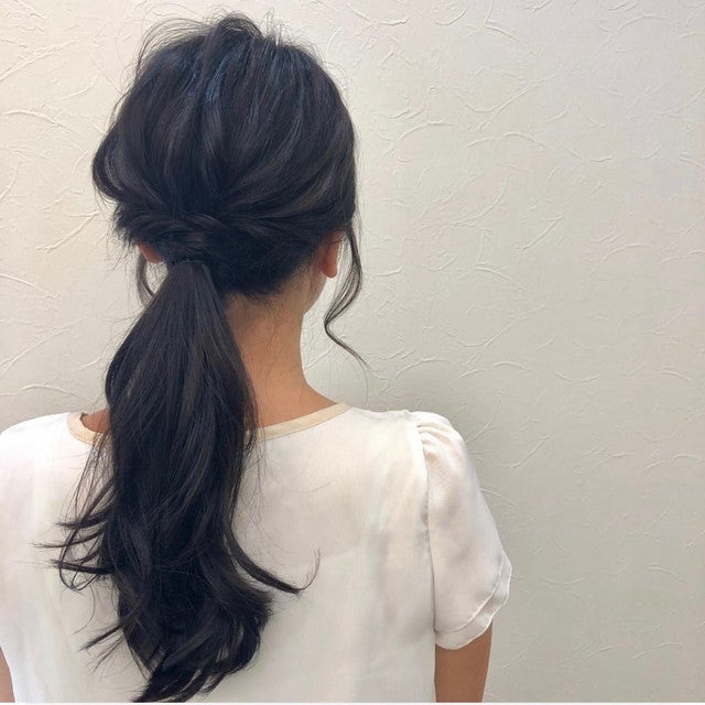 ローポニーのヘアアレンジ