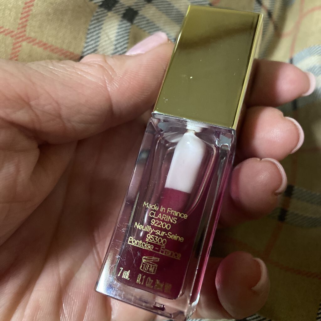 コンフォート リップオイル  02 rassberry /CLARINS/リップグロスを使ったクチコミ（2枚目）