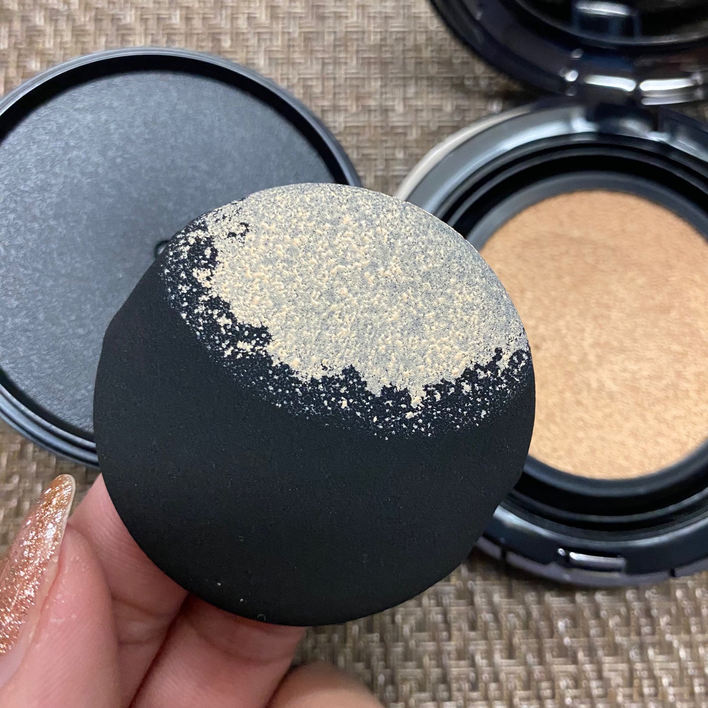 ハイパーカバーフィットクッション  グラファイト/APRILSKIN/クッションファンデーションを使ったクチコミ(3枚目)