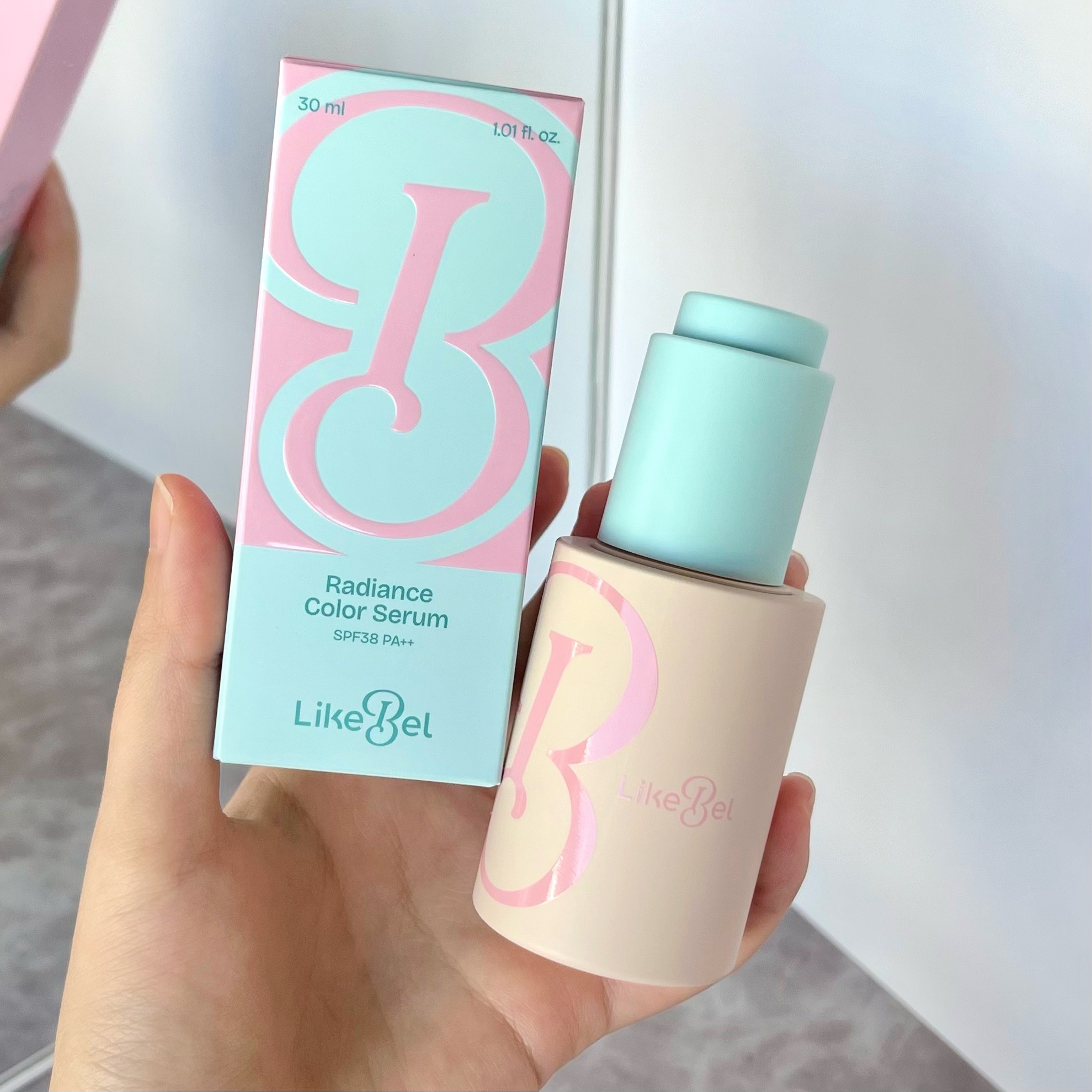 ラディアンスカラーセラム/Likebel/リキッドファンデーションを使ったクチコミ（1枚目）