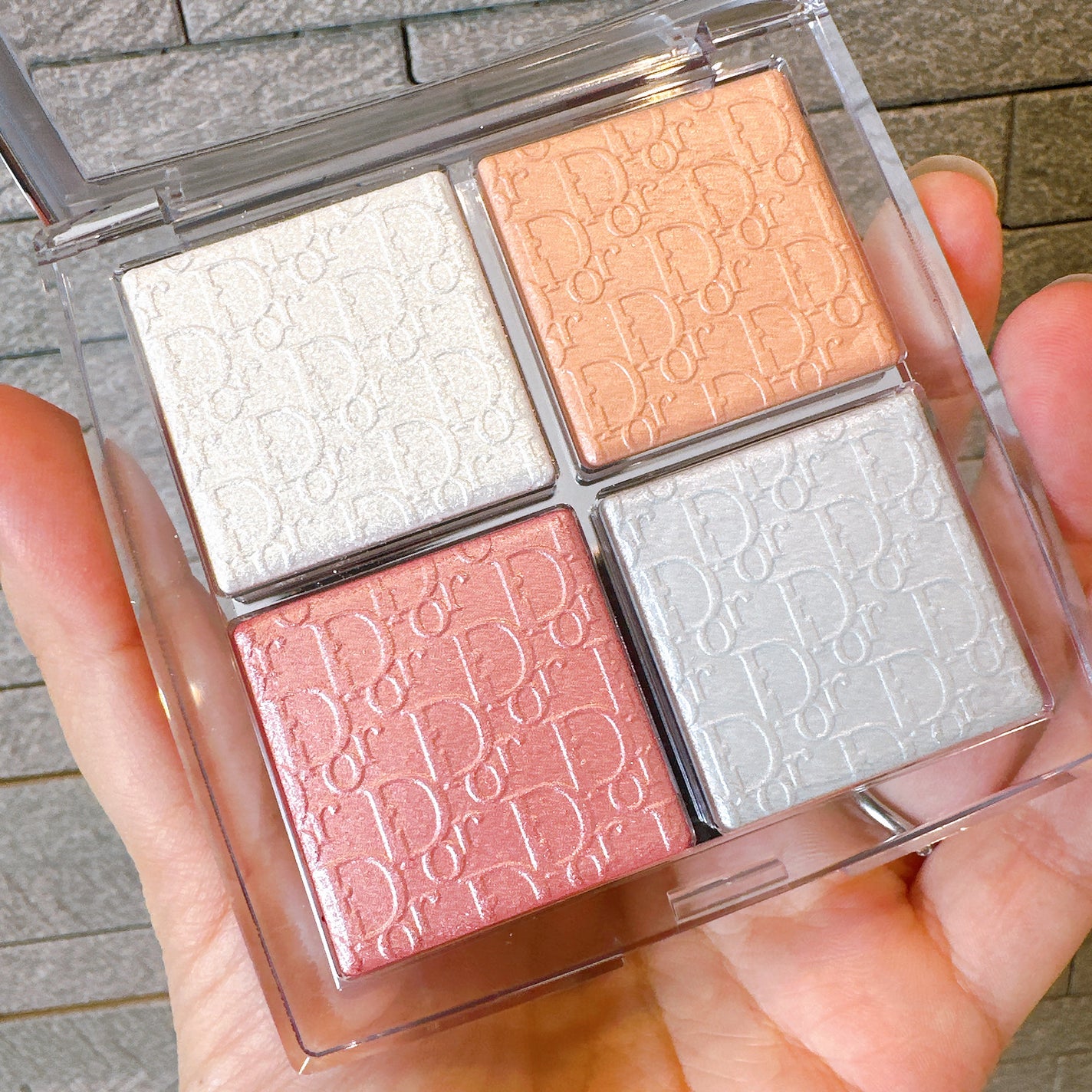 ディオール バックステージ フェイス グロウ パレット/Dior/ハイライトを使ったクチコミ(4枚目)