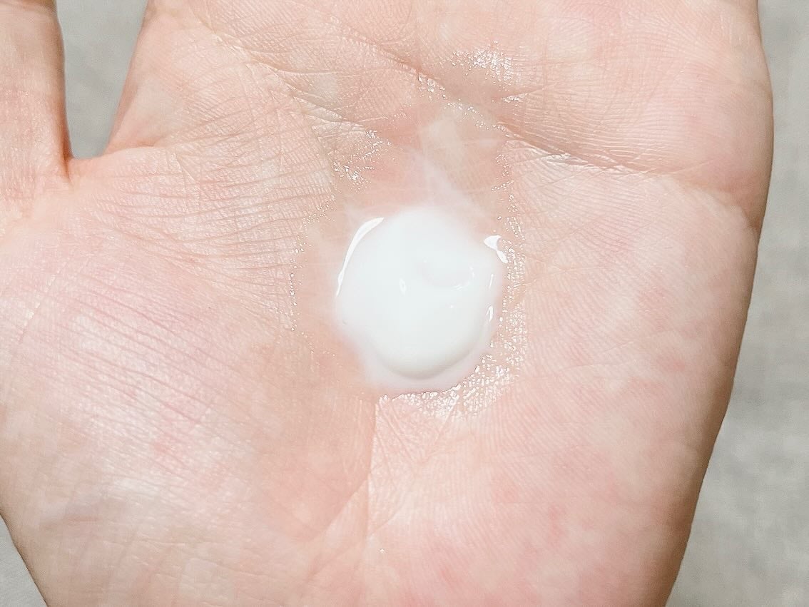 パフュームヘアエッセンス/JUL7ME/ヘアトリートメントを使ったクチコミ(2枚目)