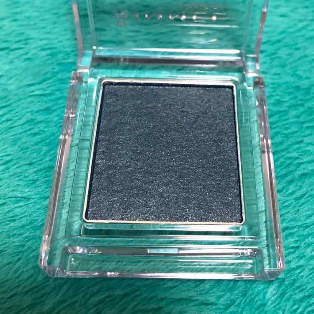 プリズム パウダーアイカラー/リンメル ロンドン/単色アイシャドウを使ったクチコミ(2枚目)