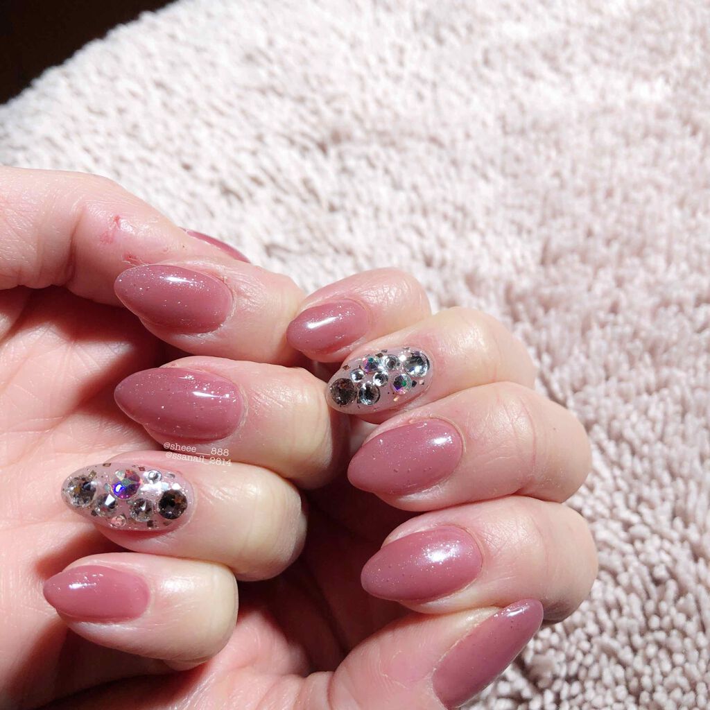 しぃ🗿🍋♡ on LIPS 「#newnail使用ジェルピタコヌレコマオラメシルバー/シャン..」(1枚目)