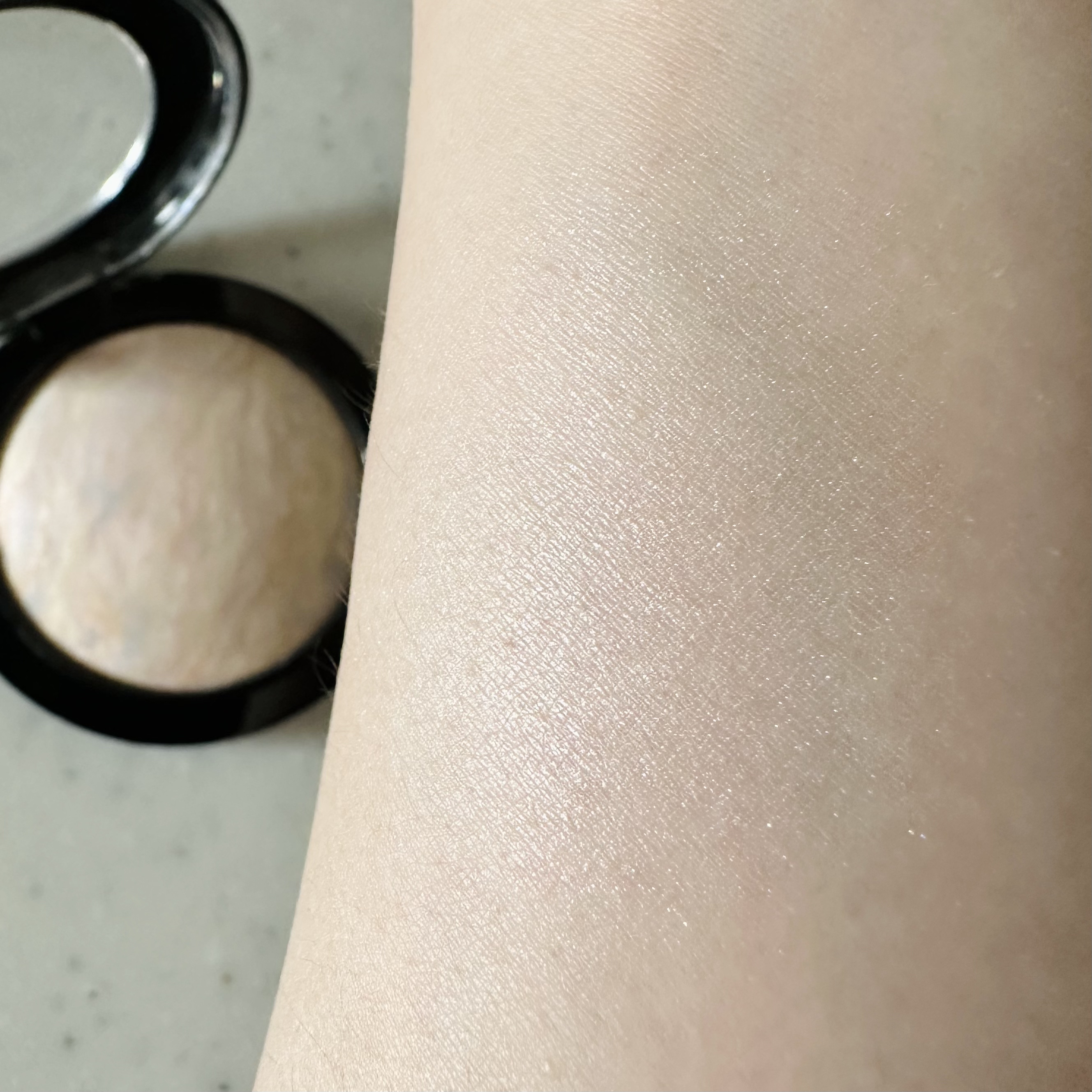 M·A·C ミネラライズ スキンフィニッシュ/M・A・C/パウダーハイライトを使ったクチコミ（2枚目）