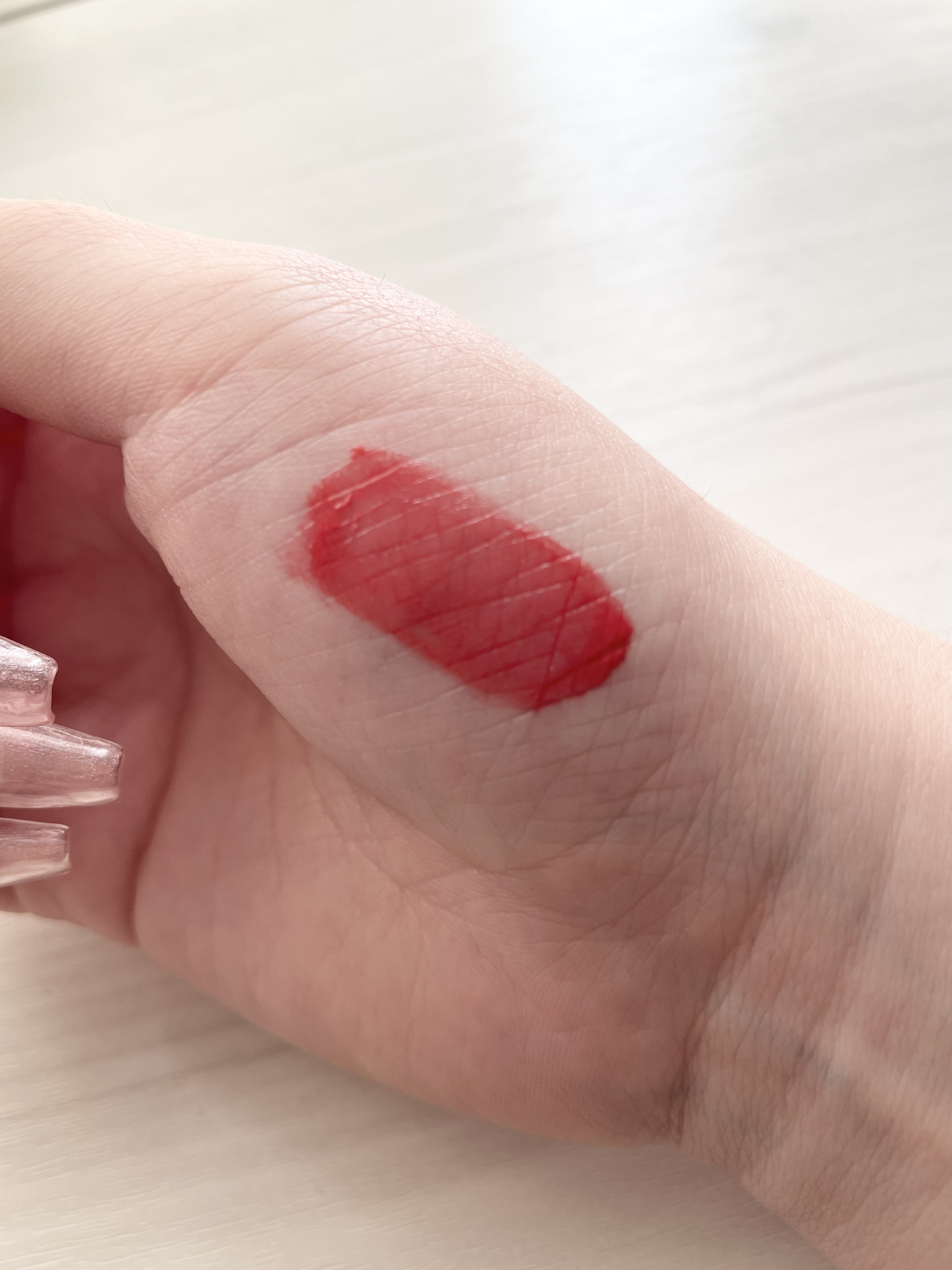 ジューシーラスティングティント/rom&nd/リップティントを使ったクチコミ（2枚目）