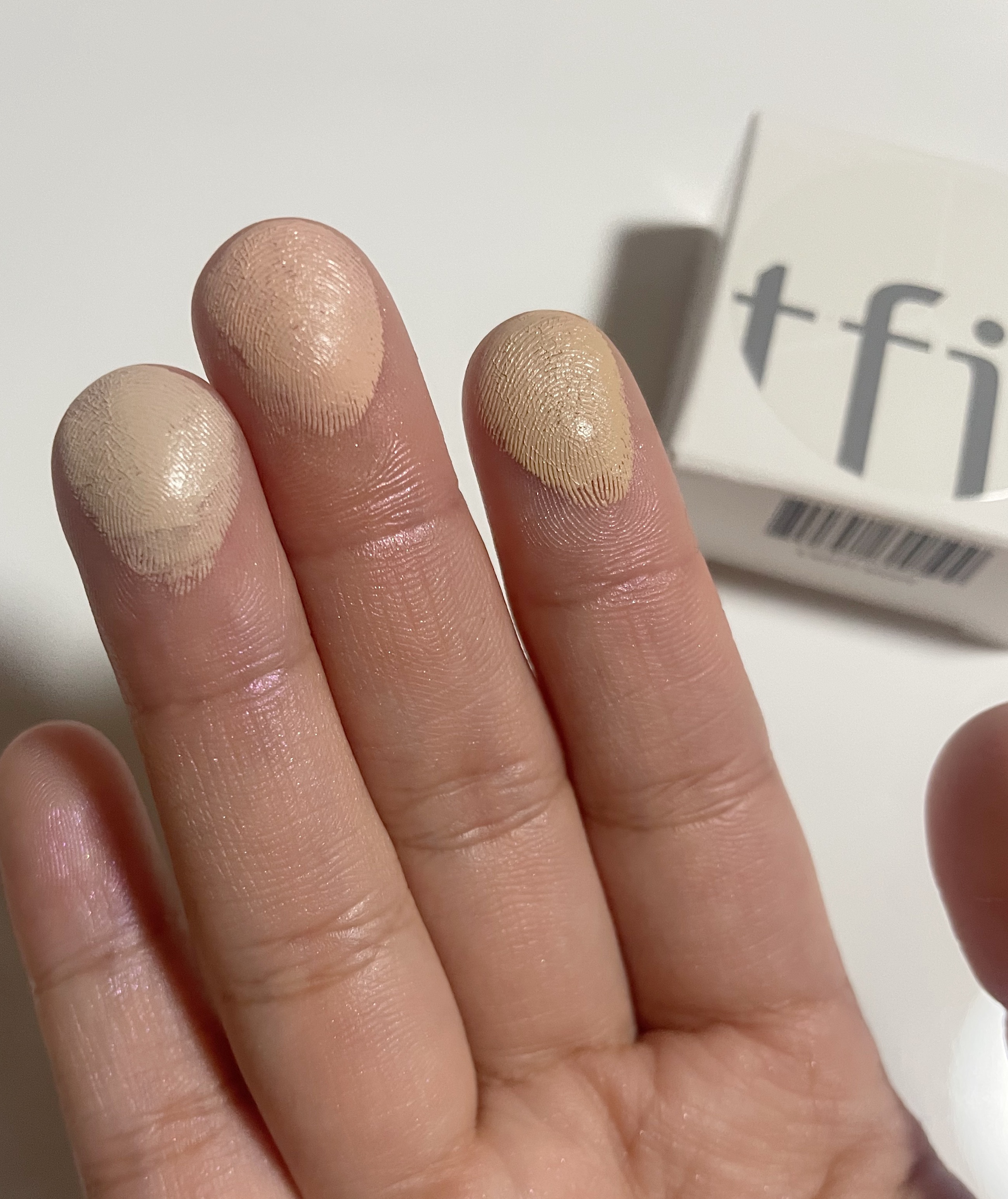 カバーアッププロコンシーラー/TFIT/パレットコンシーラーを使ったクチコミ（2枚目）