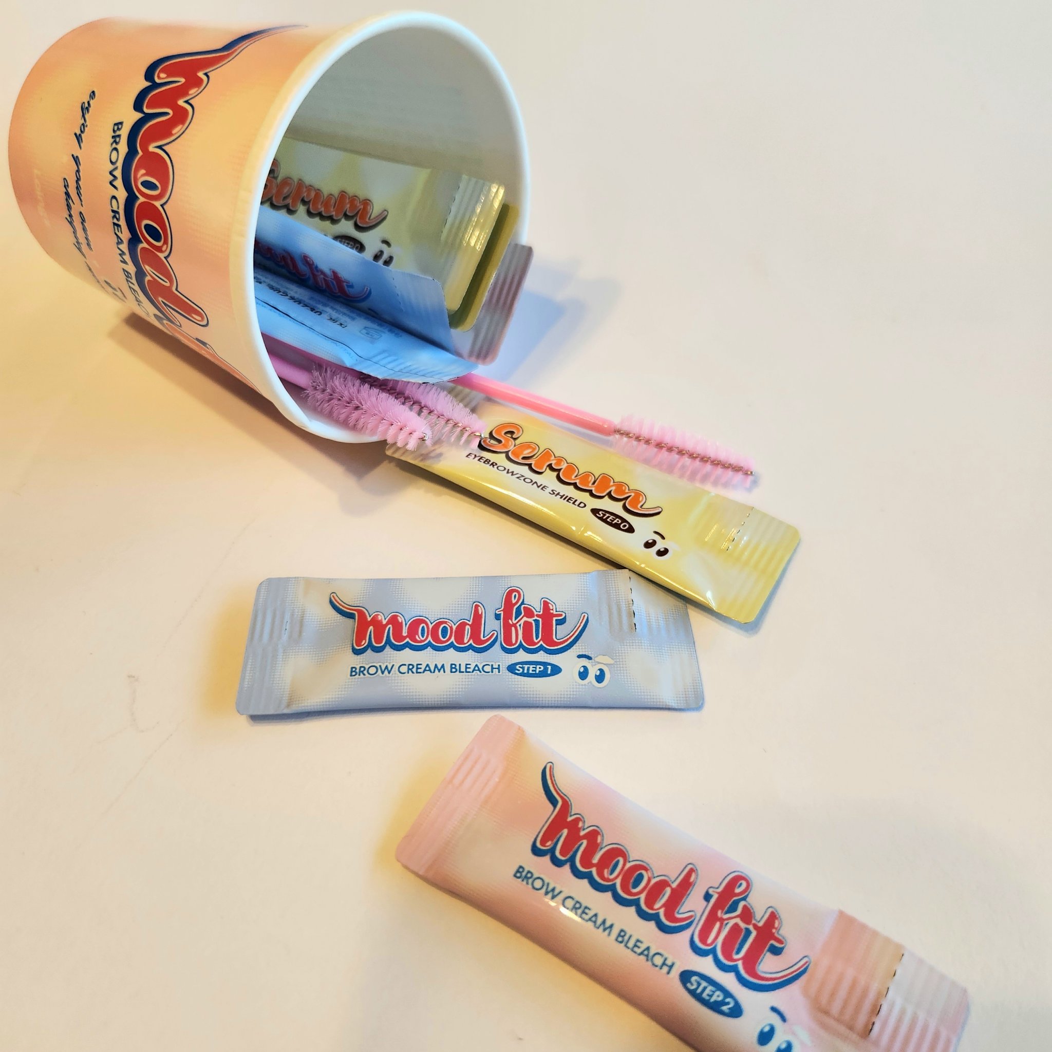 ブロークリームブリーチ/Loingz/その他アイブロウを使ったクチコミ（1枚目）