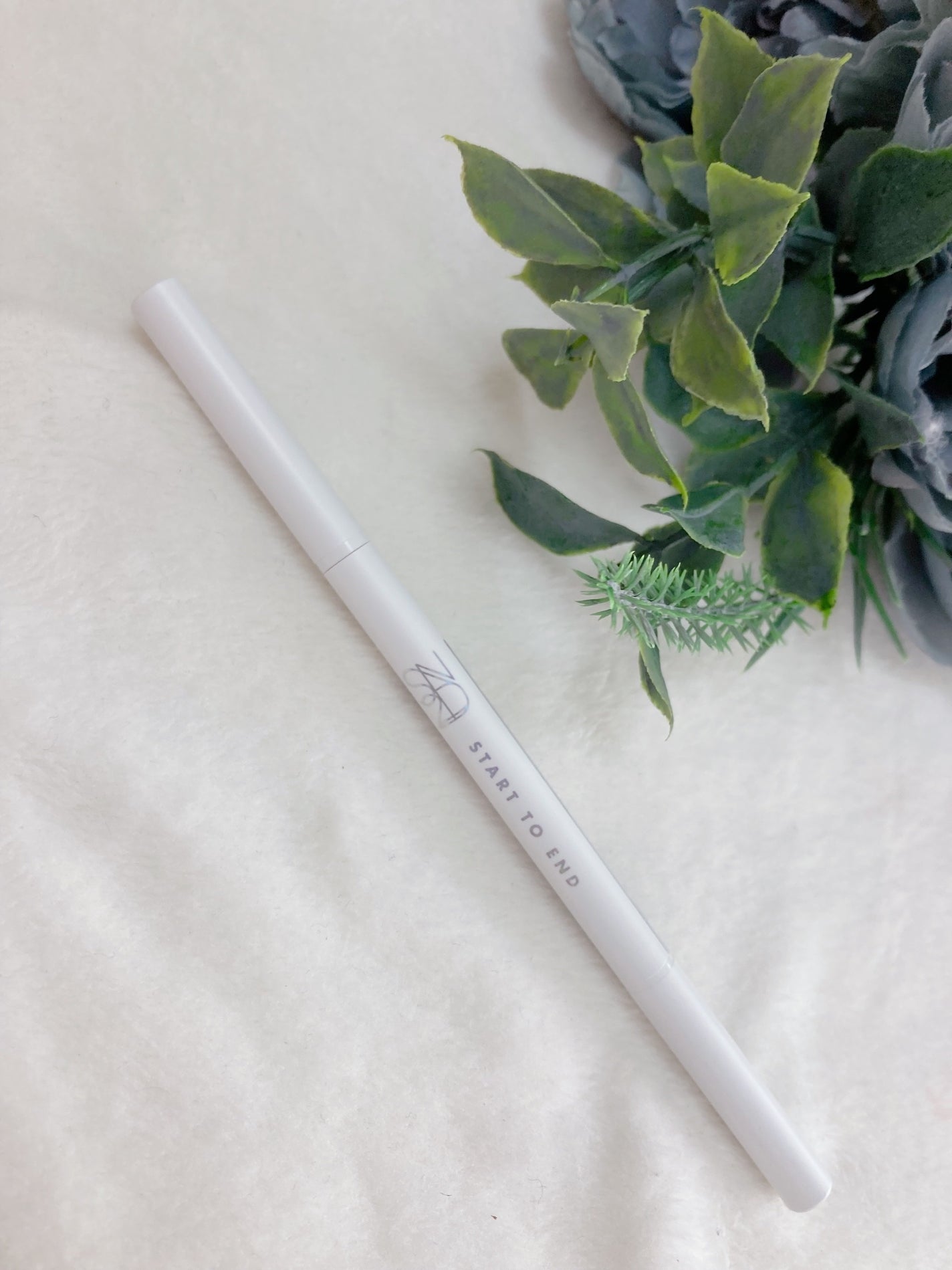 カラーザバイブスリムアイブロウ/S2ND/アイブロウペンシルを使ったクチコミ(1枚目)