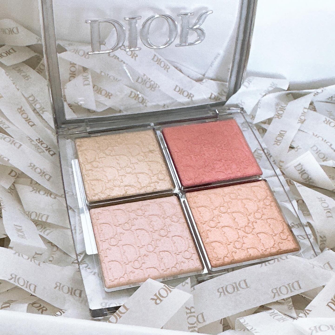 【旧】ディオール バックステージ フェイス グロウ パレット/Dior/ハイライトを使ったクチコミ(3枚目)