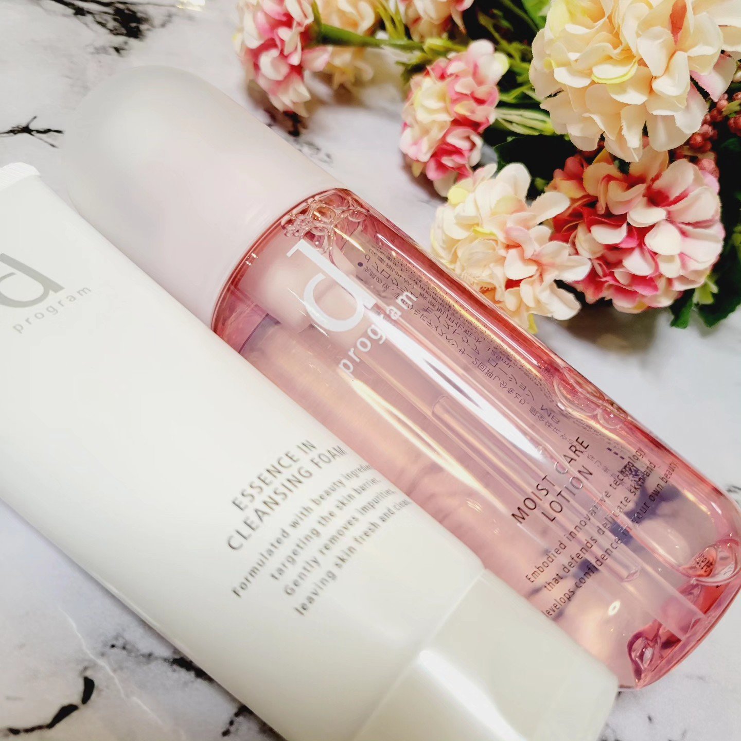 アットコスメ様より、2品いただきました。ありがとうございます。いつも使っているものです。安心して使えます😊

o,+:｡☆.*・+｡❁*。o,+:｡☆.*・+｡

🌸dプロ薬用クレンジングフォーム
敏感肌用洗顔料になります。泡立てネット