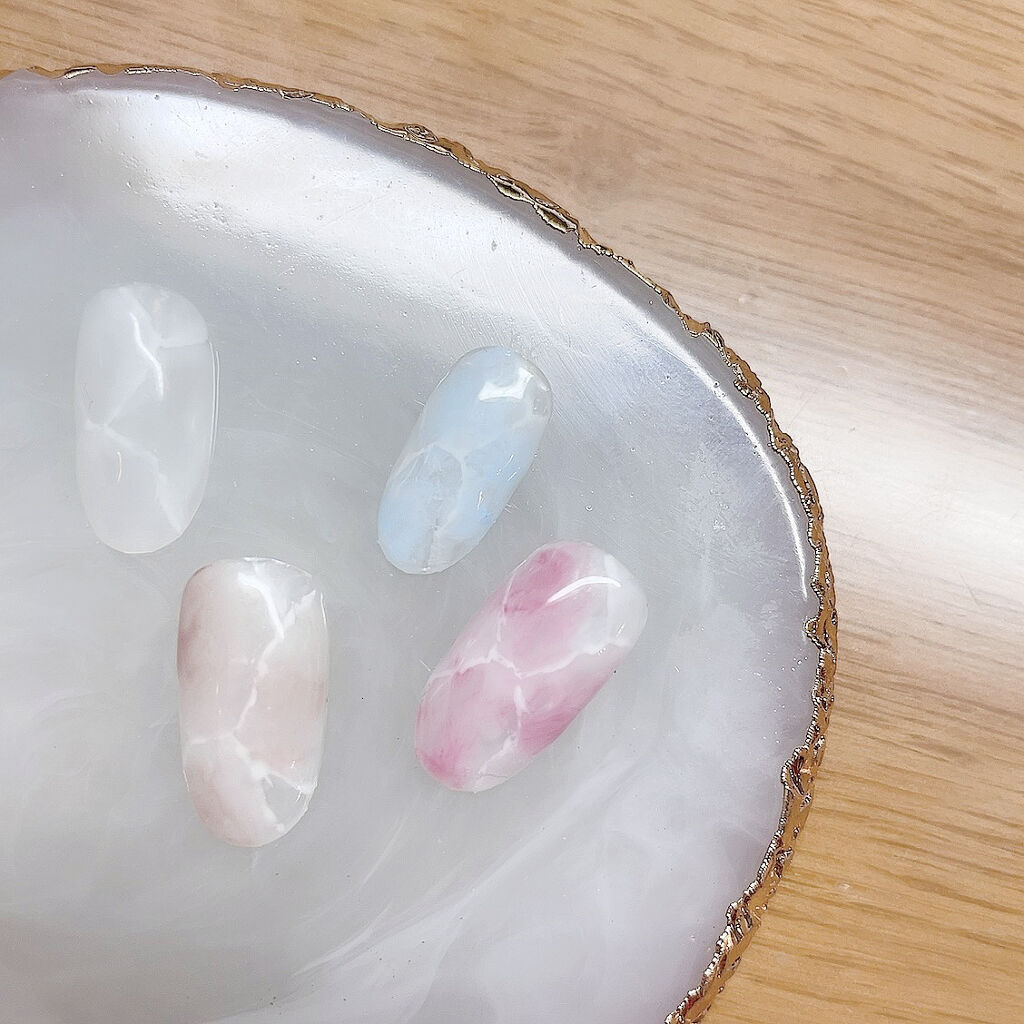 #セルフネイル,#セルフジェルネイル,#大理石ネイル,#ニュアンスネイルのネイルデザイン