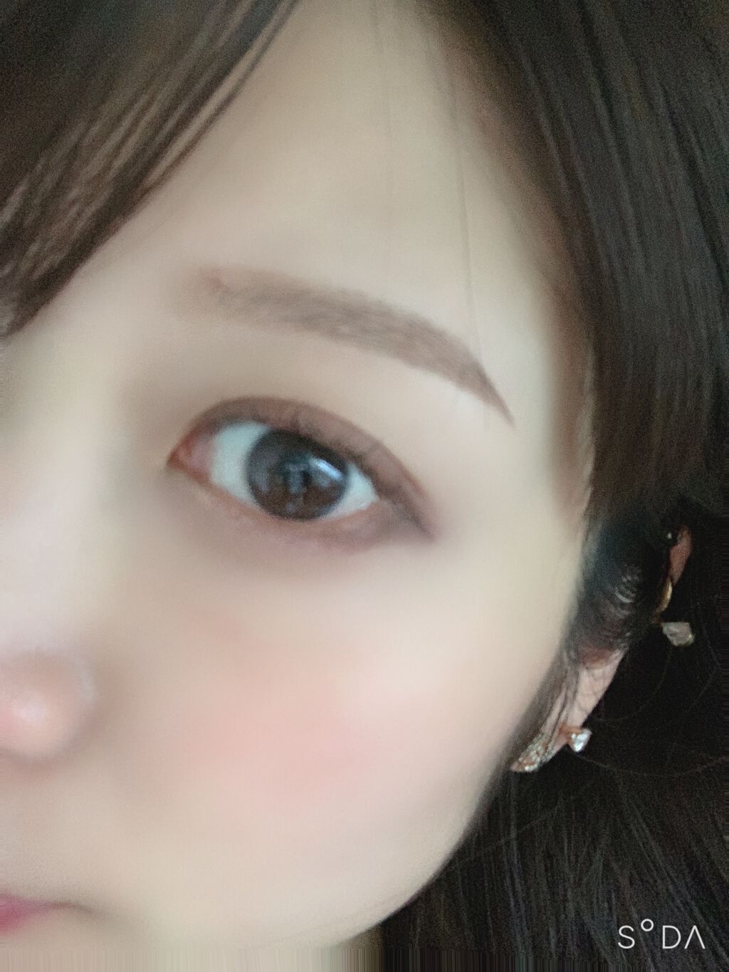 あにゃんた on LIPS 「ずーーーっと、流し前髪か、目の上の前髪だったので左右対称とはほ..」(3枚目)