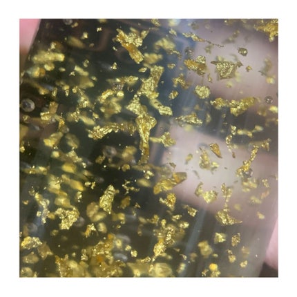 スーパーゴールド 純金箔入保湿化粧水/スーパーゴールド/化粧水を使ったクチコミ(2枚目)