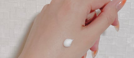 ハンデコルテ/キユートピア/ネック・デコルテケアを使ったクチコミ(2枚目)