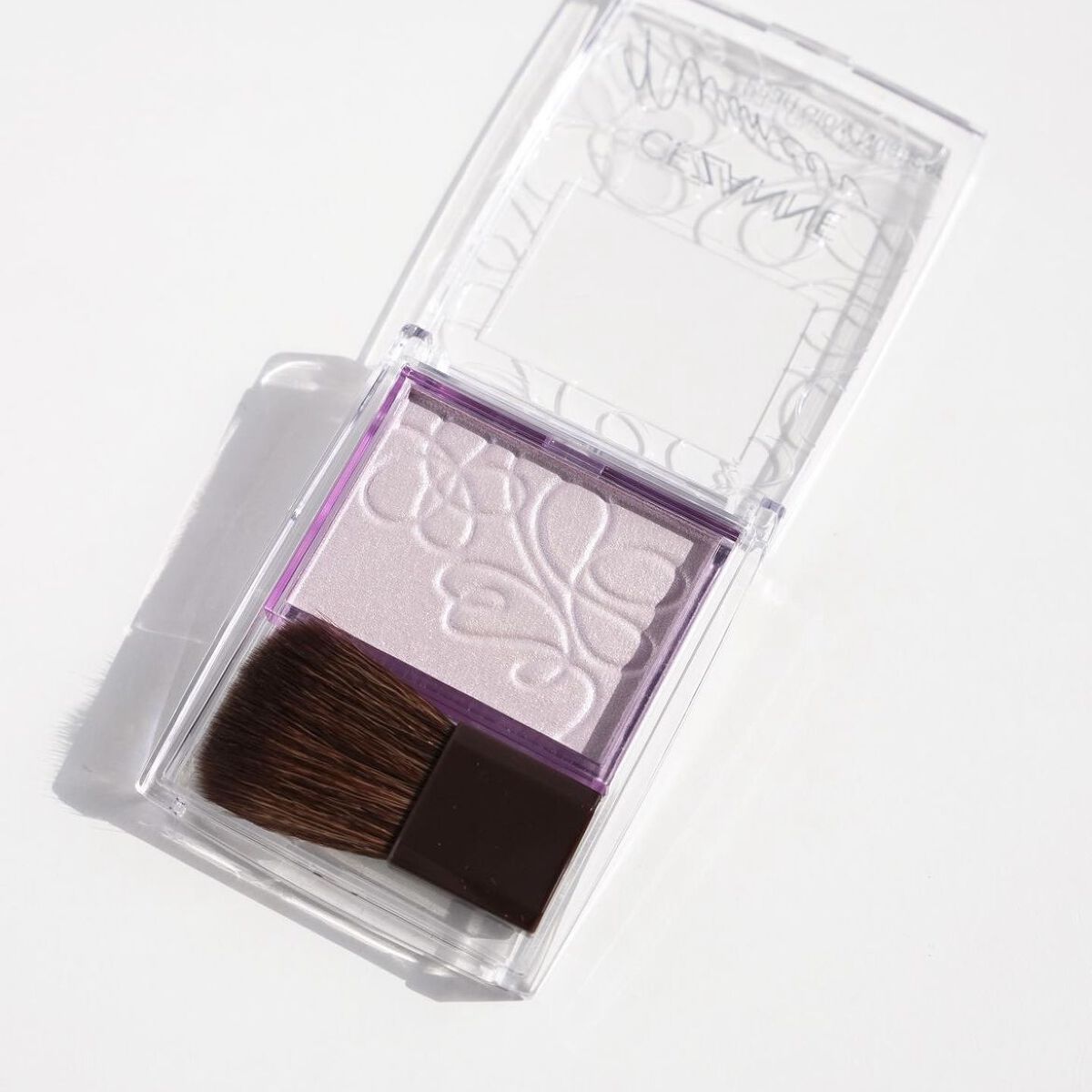 パールグロウニュアンサー/CEZANNE/パウダーハイライトを使ったクチコミ（2枚目）