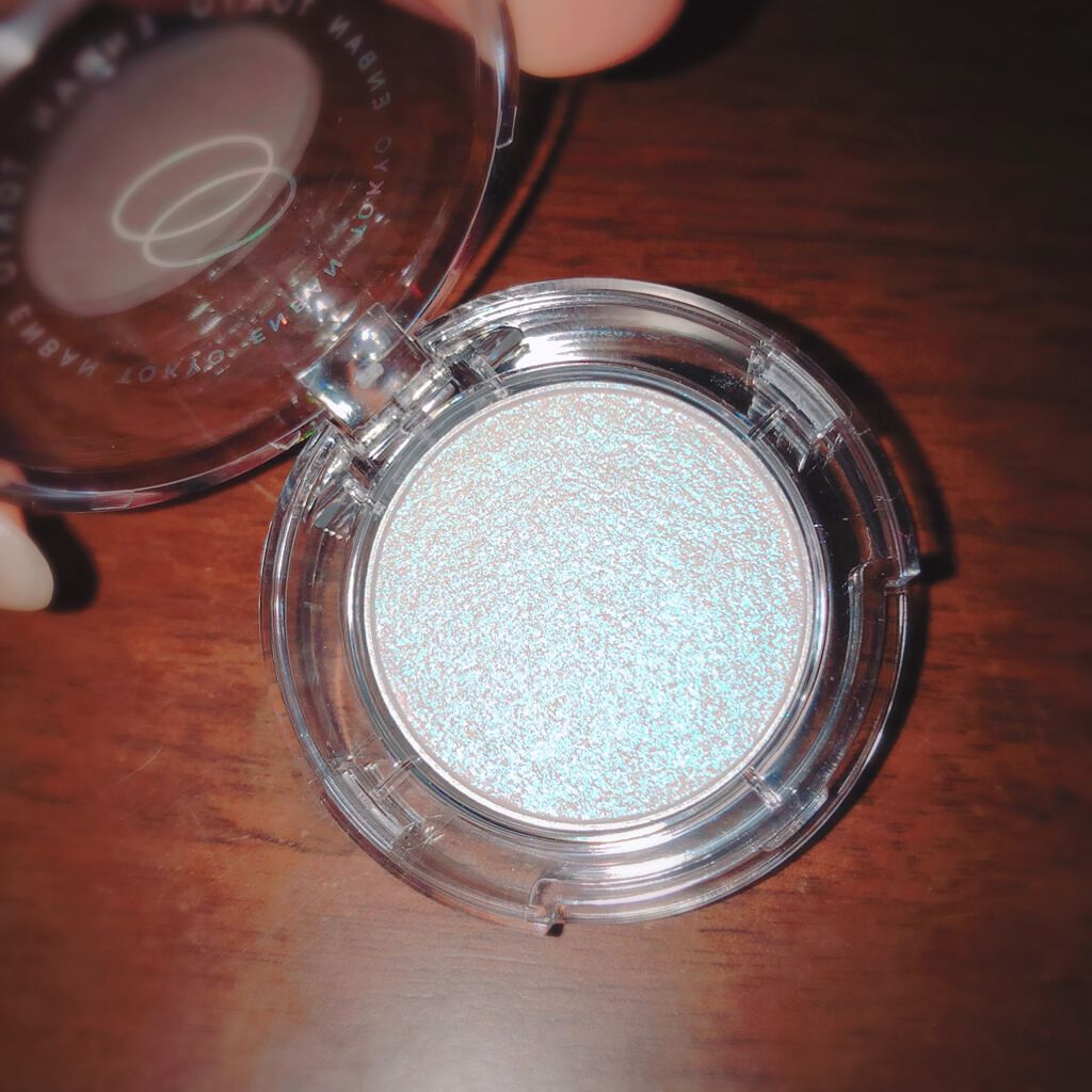 マルチグリッターカラー/ENBAN TOKYO/単色アイシャドウを使ったクチコミ(2枚目)