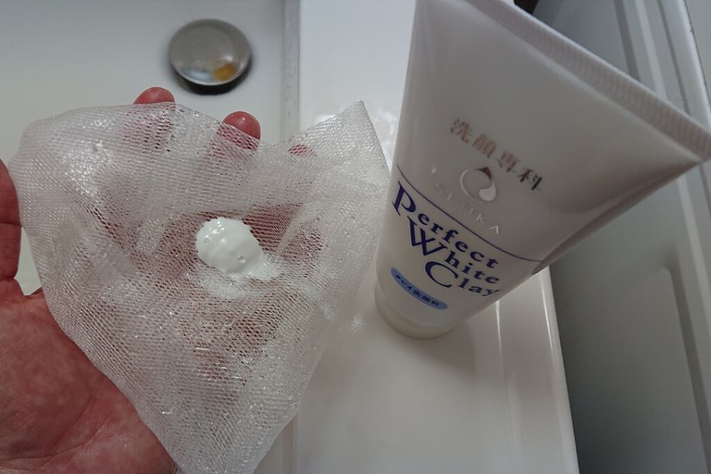 パーフェクトホワイトクレイ/SENKA（専科）/洗顔フォームを使ったクチコミ（2枚目）