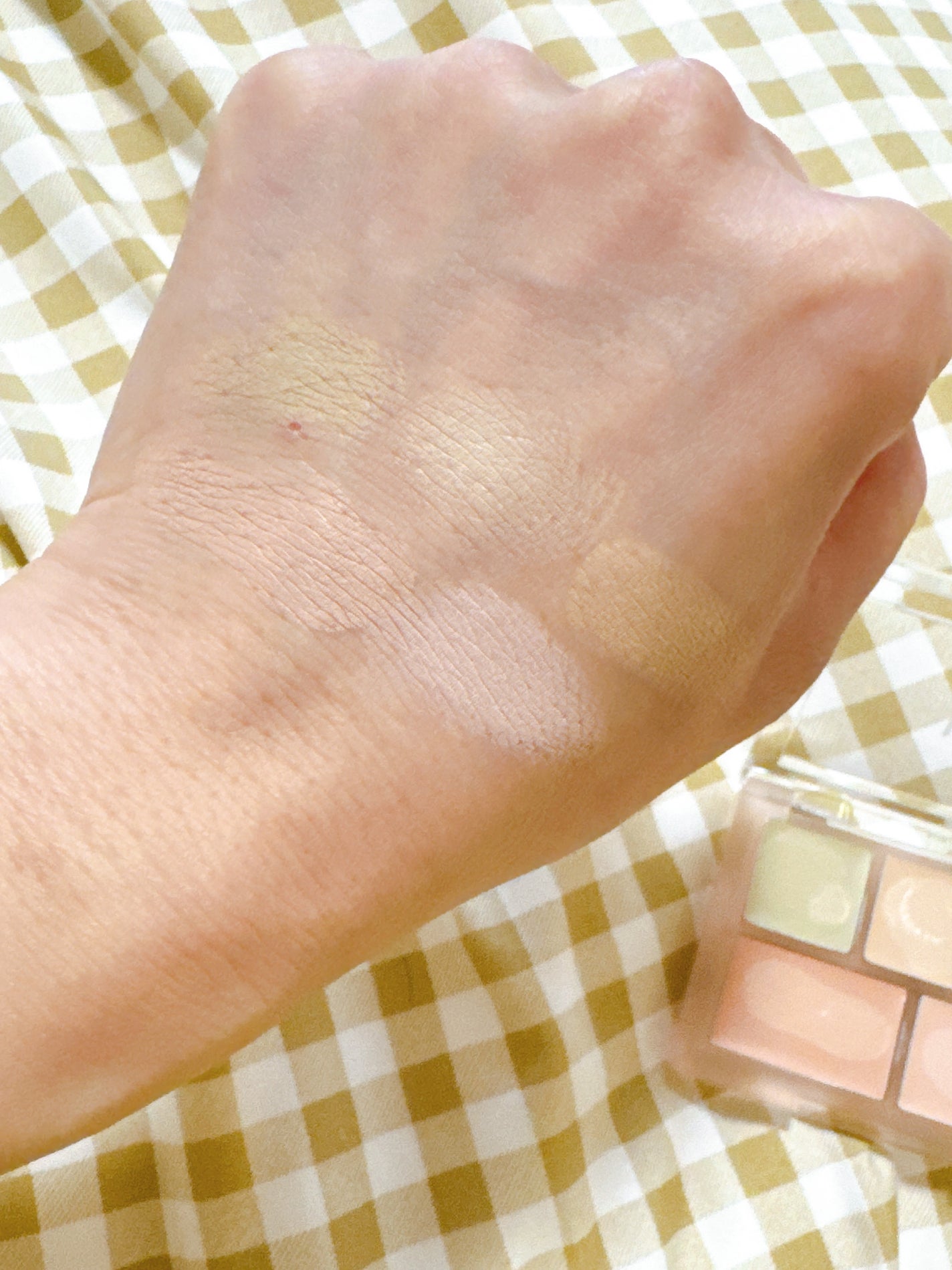 コンシールブレンダーパレット/LUNA/パレットコンシーラーを使ったクチコミ(4枚目)