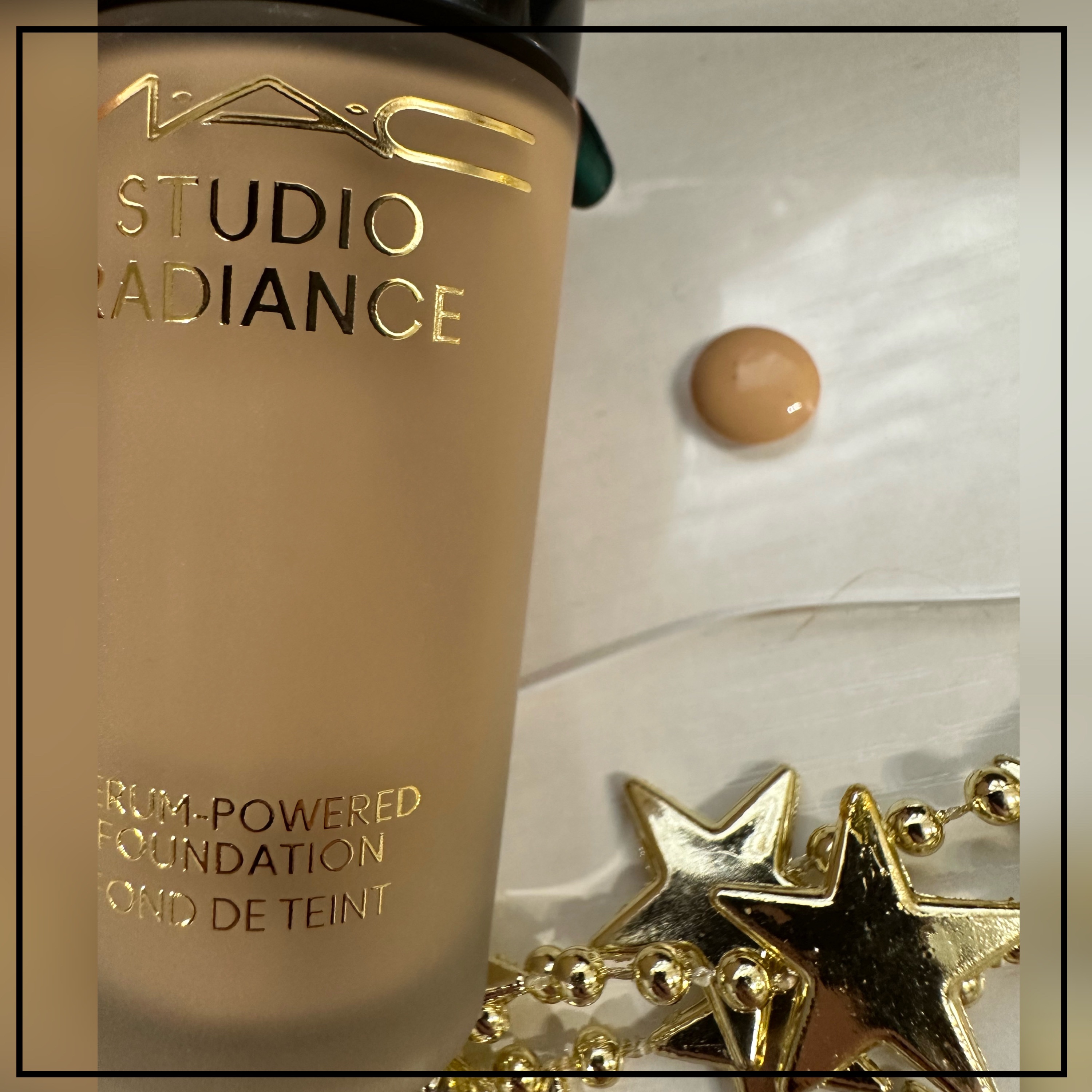 スタジオ ラディアンス セラム ファンデーション NC15/M・A・C/リキッドファンデーションを使ったクチコミ（2枚目）