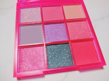 UR GLAM　BLOOMING EYE COLOR PALETTE/U R GLAM/パウダーアイシャドウを使ったクチコミ（2枚目）