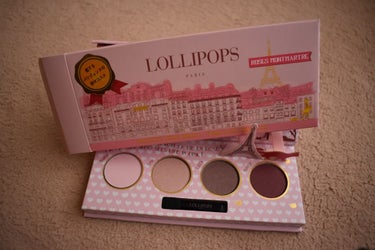 はじめまして🌟

初投稿です！！！

今回はLollipopsのアイパット ローズモンマルトン アイシャドウ
を紹介したいと思います。

これから春に使える色だと思います！！

3回くらい重ね塗りすると