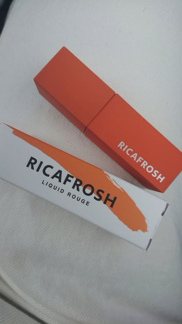 RICAFROSH-----ジューシーリブティント-----01オランジェット

🌼¥1,848 (東急ハンズ)
🌼色持ち◎!!  オレンジブラウンのような色です🍊
