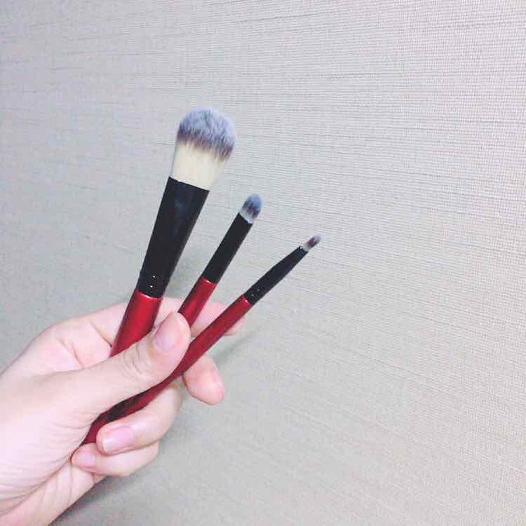 春姫 アイシャドウブラシ/DAISO/メイクブラシを使ったクチコミ(1枚目)