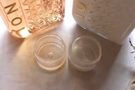 kuriko on LIPS 「ヘアカラー後のダメージを受けた髪内部のタンパク質繊維に密着し、..」(4枚目)