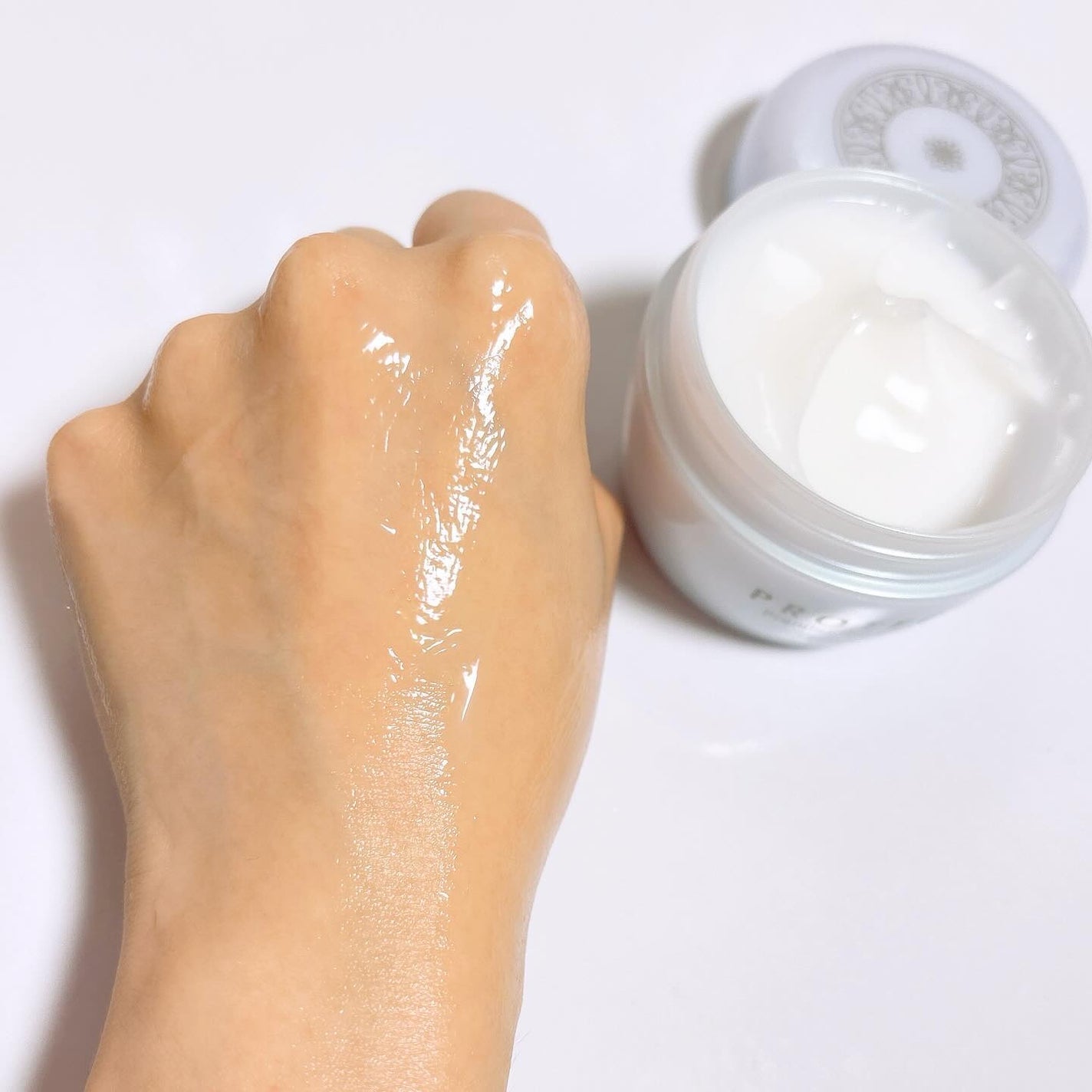 LENA on LIPS 「.▷メイコー化粧品/メイコープロテクトプレミアジェルクリーム有..」(5枚目)