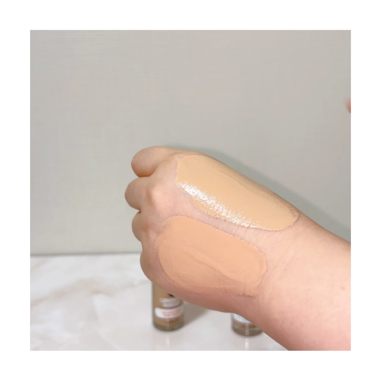 カラーステイ ロングウェア メイクアップ/REVLON/リキッドファンデーションを使ったクチコミ（3枚目）