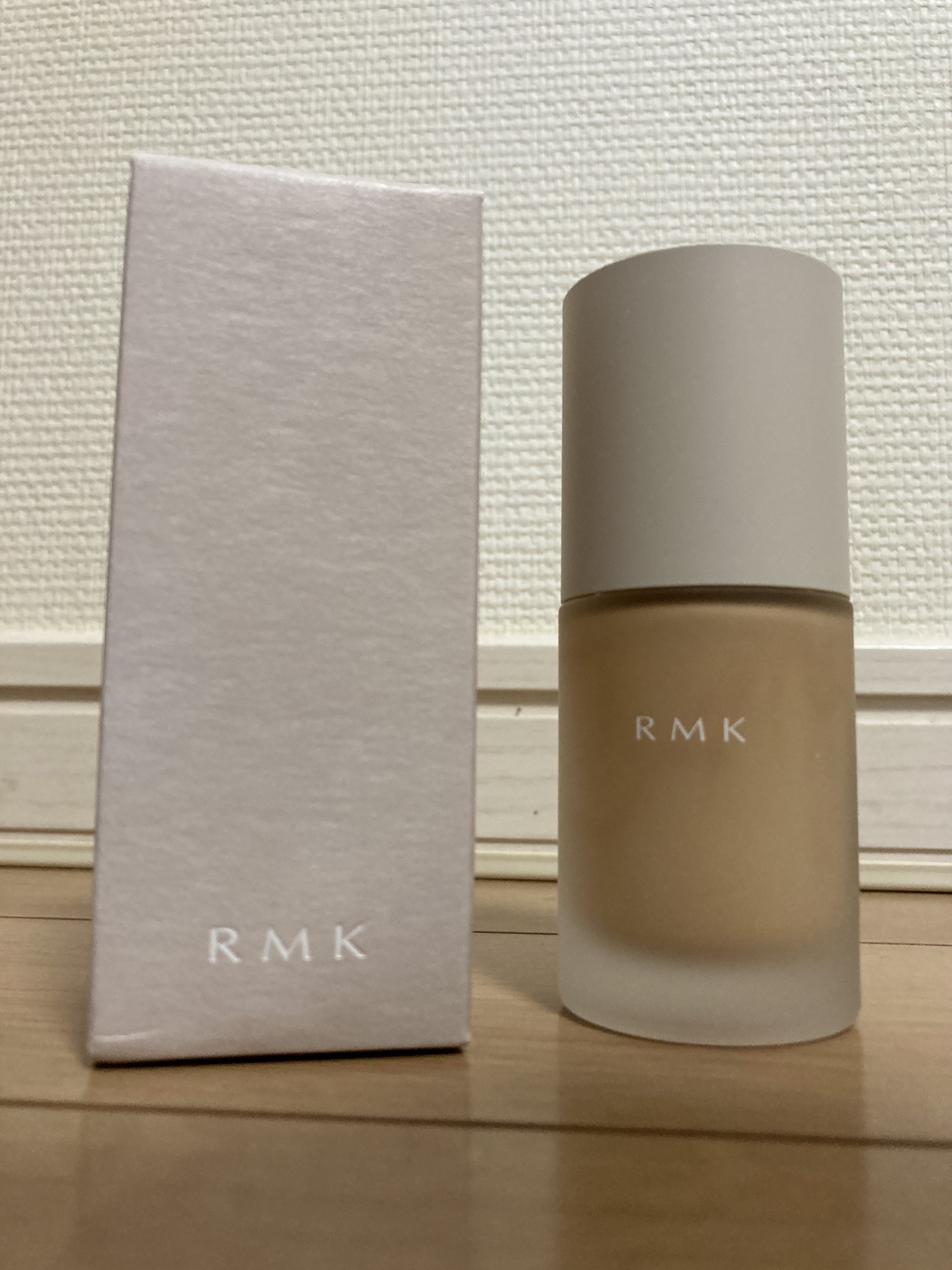 RMK リクイドファンデーション フローレスカバレッジ/RMK/リキッドファンデーションを使ったクチコミ（1枚目）
