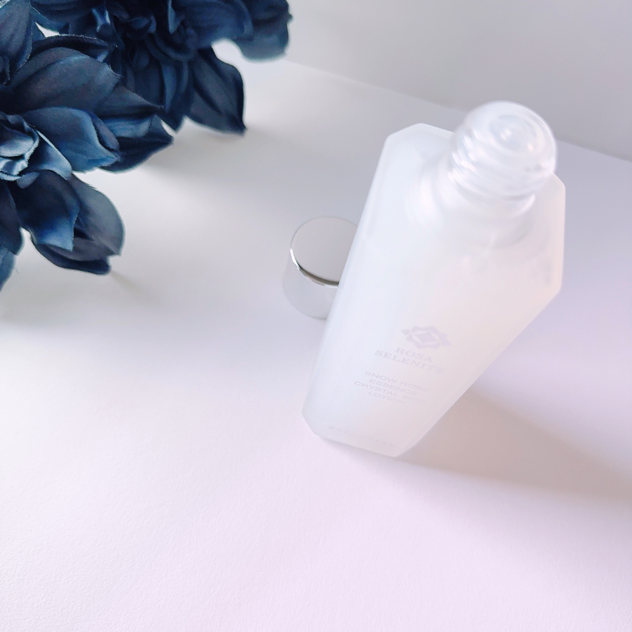 ロサ セレナイト スノーローズ エッセンス クリスタルスキン ローション/ROSA FAYRE/化粧水を使ったクチコミ（2枚目）