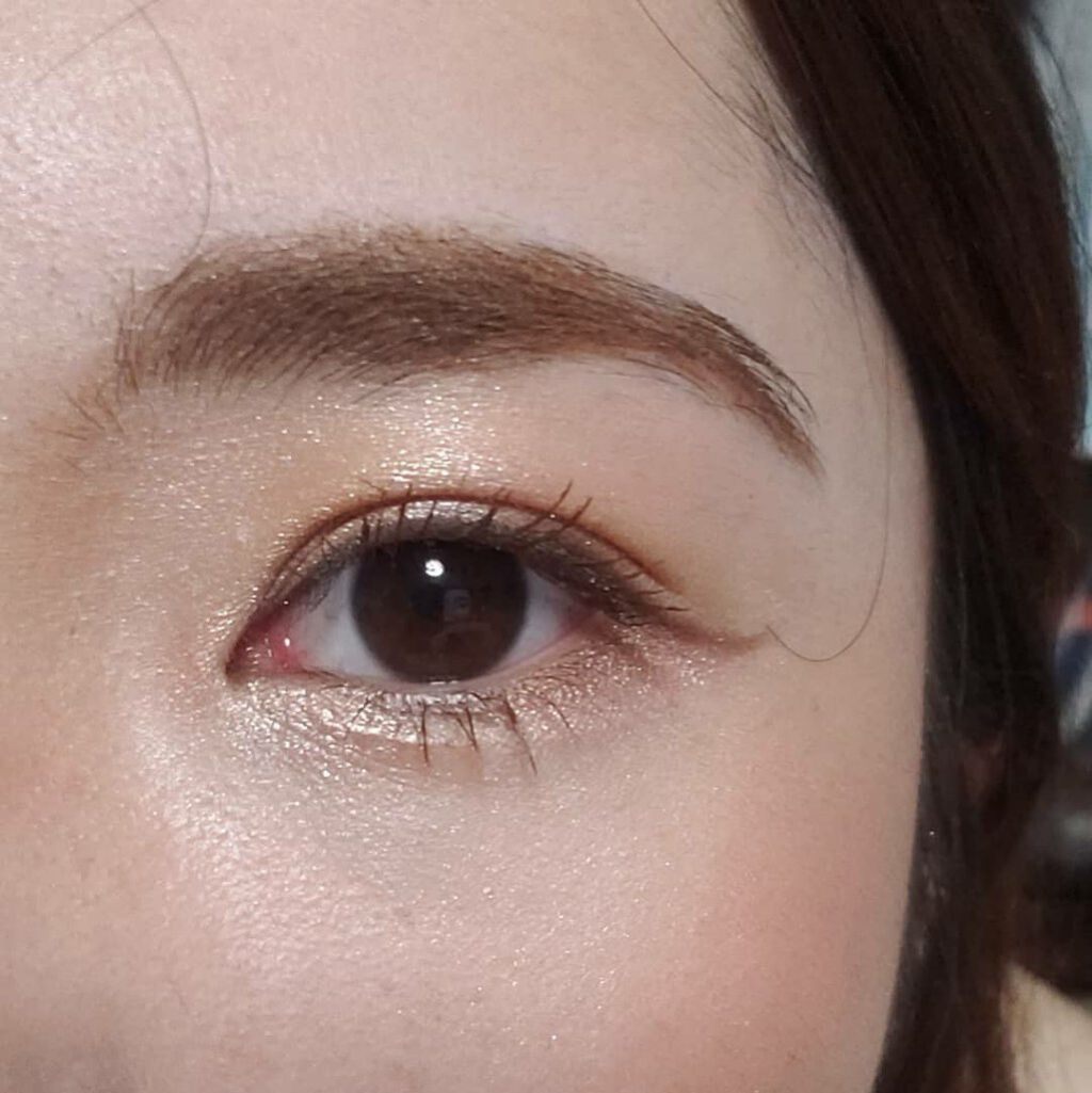 ハードワイヤードアイシャドー/NARS/単色アイシャドウを使ったクチコミ（3枚目）