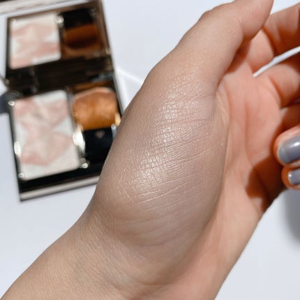 クレ・ド・ポー ボーテ レオスールデクラ/クレ・ド・ポー ボーテ/パウダーハイライトを使ったクチコミ(3枚目)