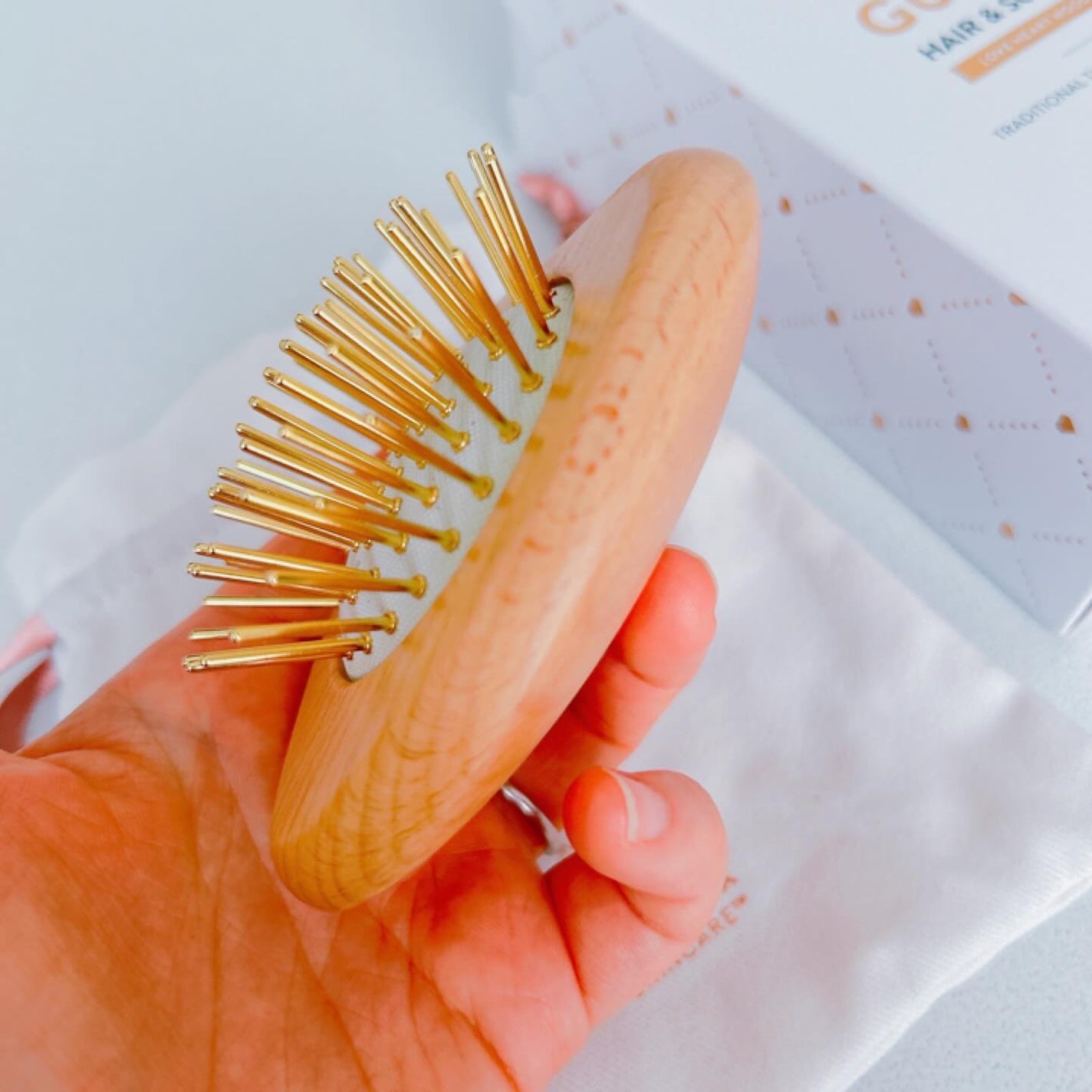 プレミアム FOX カッサ ウッド ミニハート ヘアブラシ/SNOW FOX SKINCARE/ヘアブラシを使ったクチコミ(3枚目)