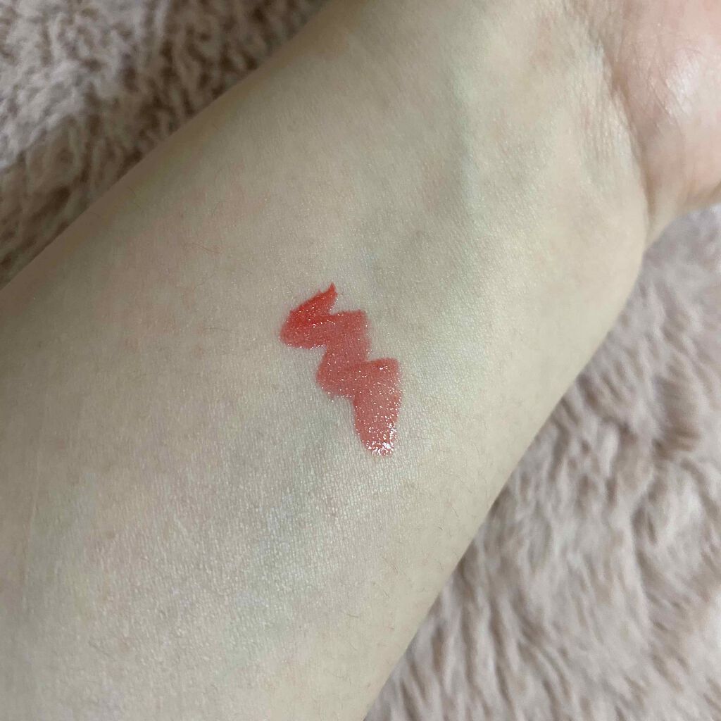 エレガンス リクイッド ルージュ ビジュー 01 RED/Elégance/口紅を使ったクチコミ（2枚目）