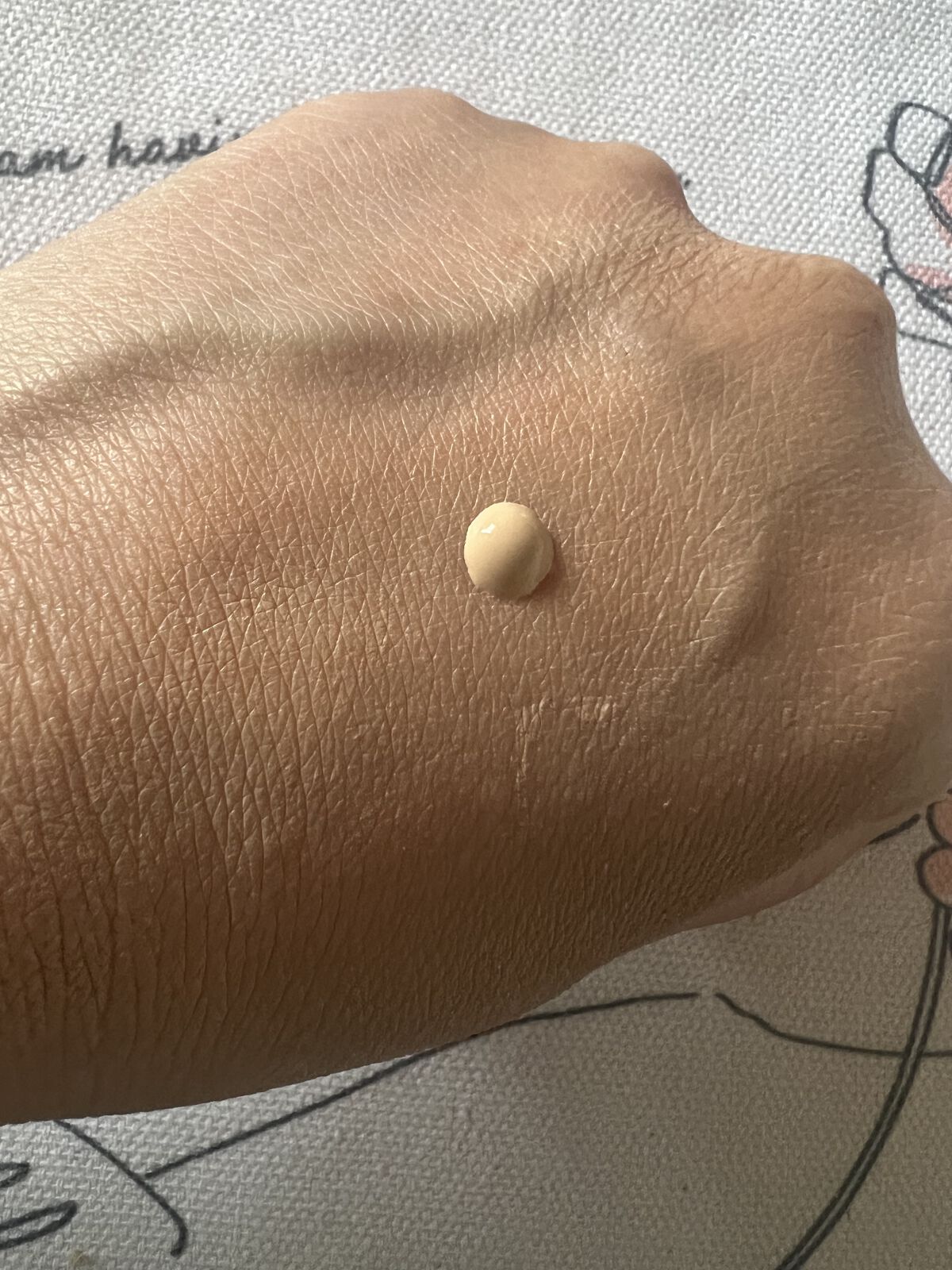 プリズム・リーブル・スキンケアリング・グロウ 2-N120/GIVENCHY/リキッドファンデーションを使ったクチコミ（3枚目）