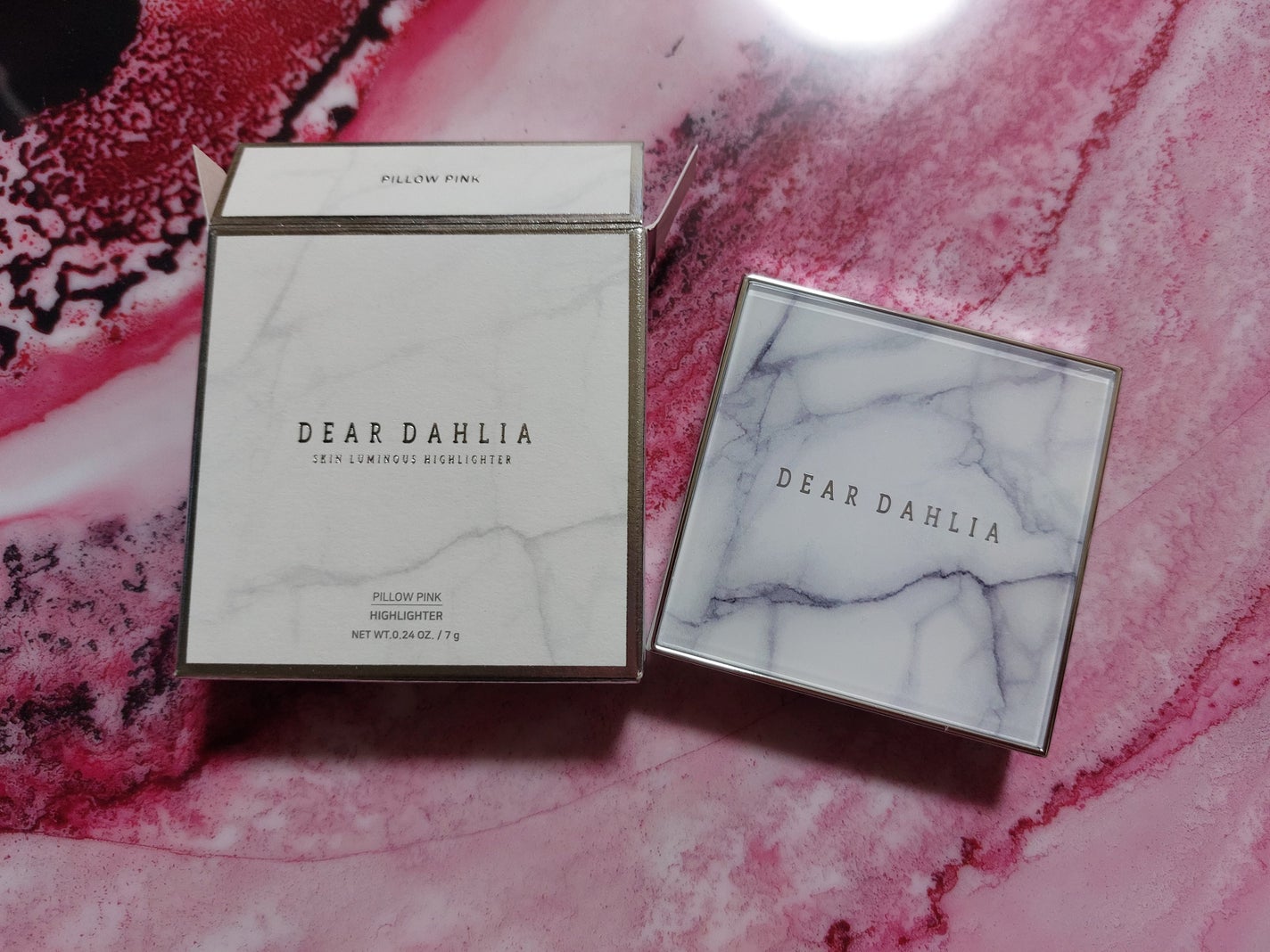 スキンルミナスハイライター/DEAR DAHLIA/パウダーハイライトを使ったクチコミ(4枚目)